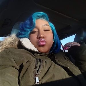 Meet your Posher, Imani